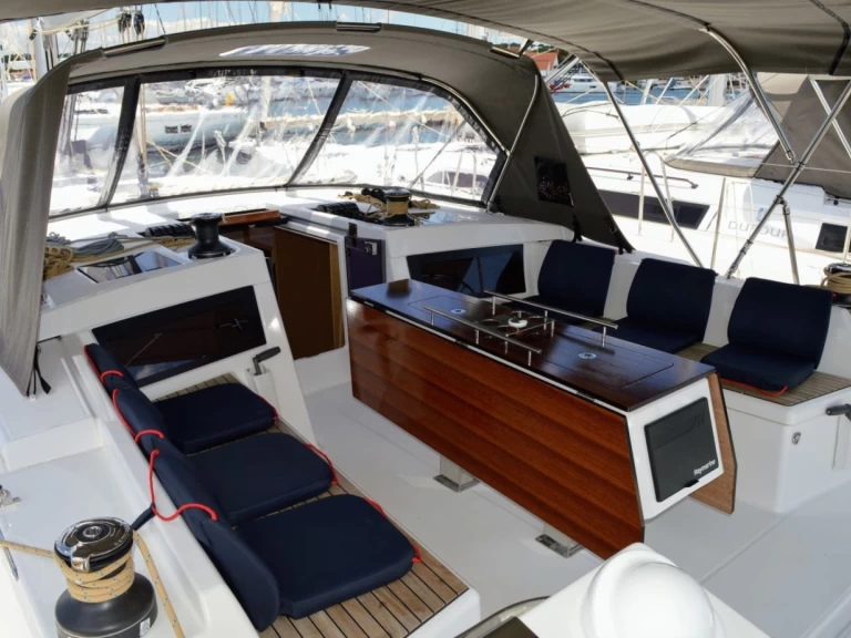 Sailboat to hire Biograd na Moru at the best price