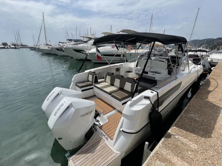 Motorboat to hire Cannes at the best price