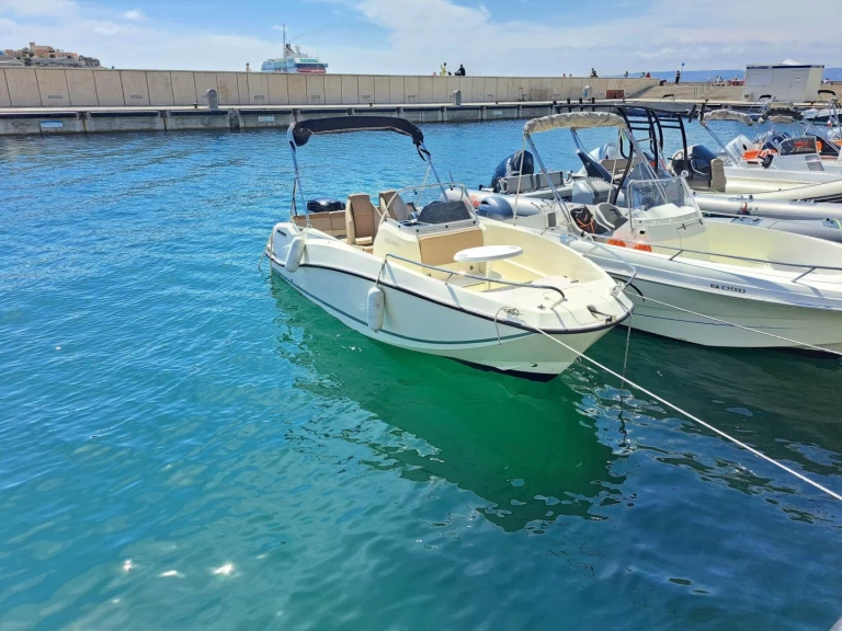 Hire Motorboat with or without skipper Quicksilver Marseille