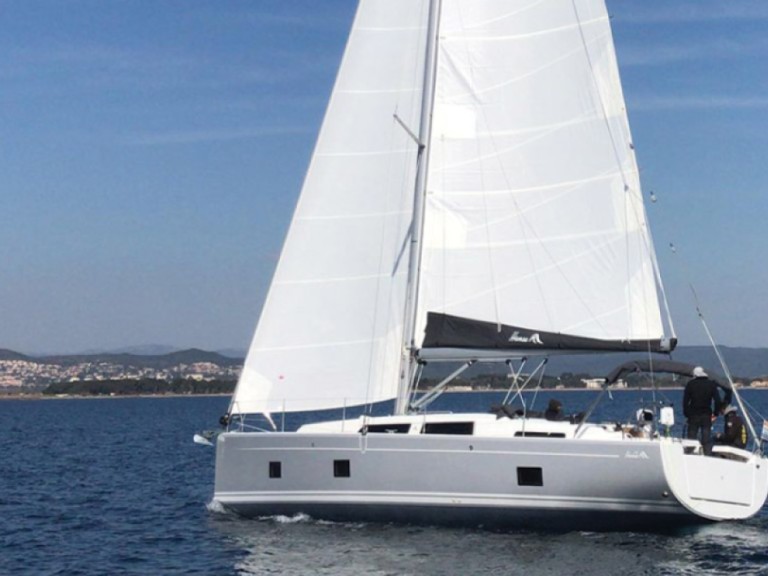Yacht hire Hyères cheap HANSE 418