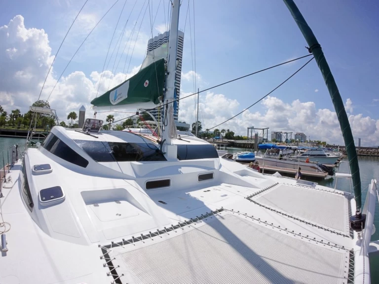 Hire Catamaran Island Spirit Yachts with a boat licence