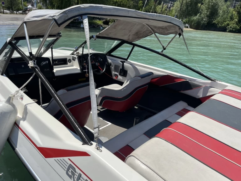 Glastron Sierra 177 sl charter bareboat or skippered in  Sevrier