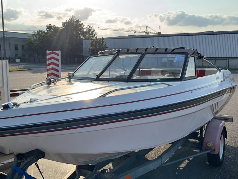 Hire Motorboat with or without skipper Glastron Sevrier