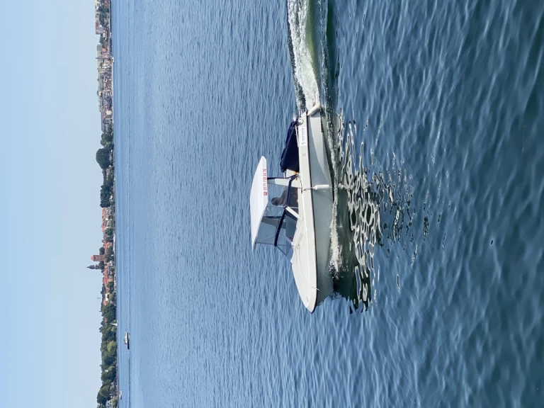 Yacht charter Waren (Müritz) - Tagescharter Lotus on SamBoat