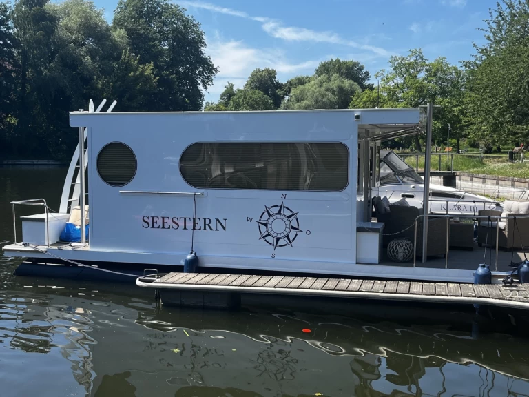 Canal boat to hire Buchholz at the best price