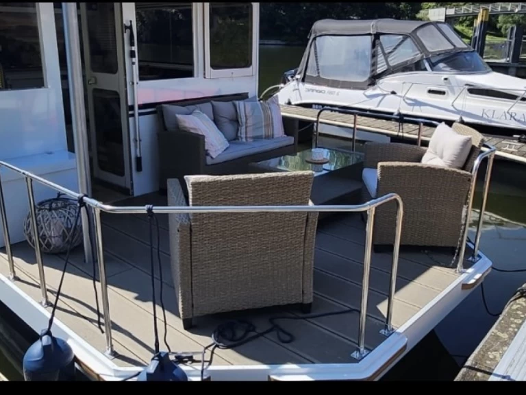 Rollyboot 8.2 charter bareboat or skippered in  Buchholz