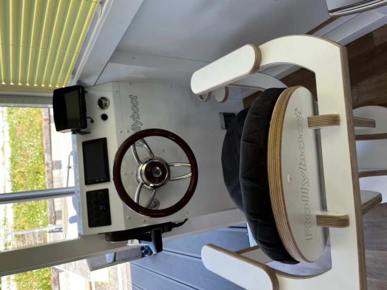 Yacht charter Buchholz - Rollyboot 8.2 on SamBoat