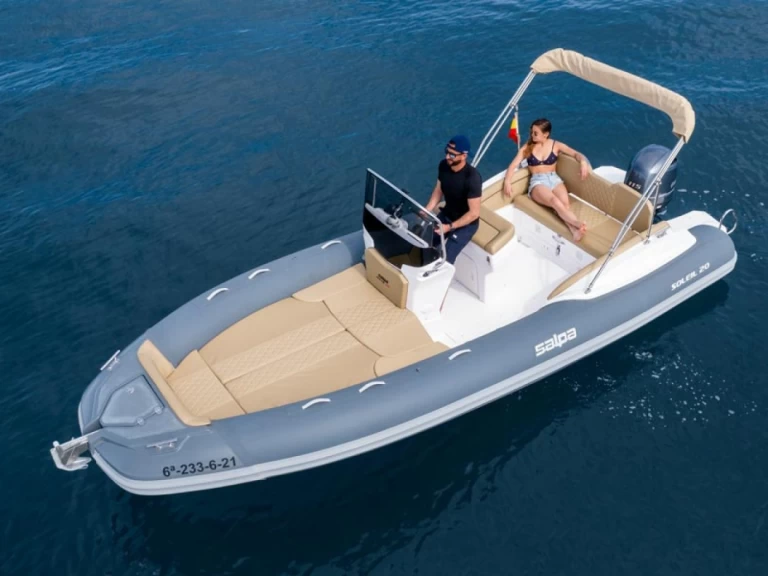 Charter a Salpa Salpa Soleil 20 in Roses on Samboat