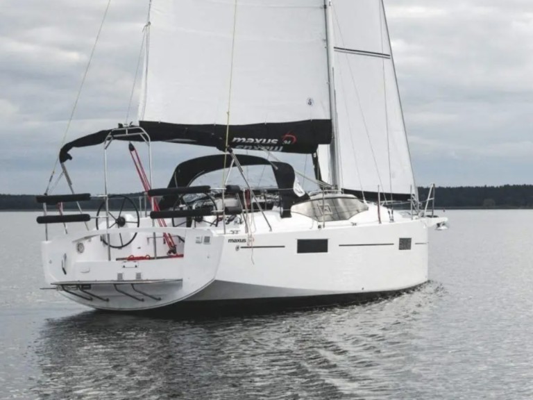 Yacht charter Sztynort - Northman Maxus 34 on SamBoat