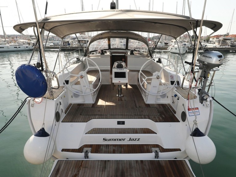 Sailboat to hire Biograd na Moru at the best price