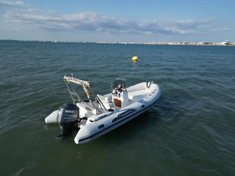 Yacht charter La Grande-Motte - Yamaha FX SHO on SamBoat