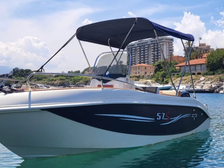 Hire a Trimarchi 57 S Palermo