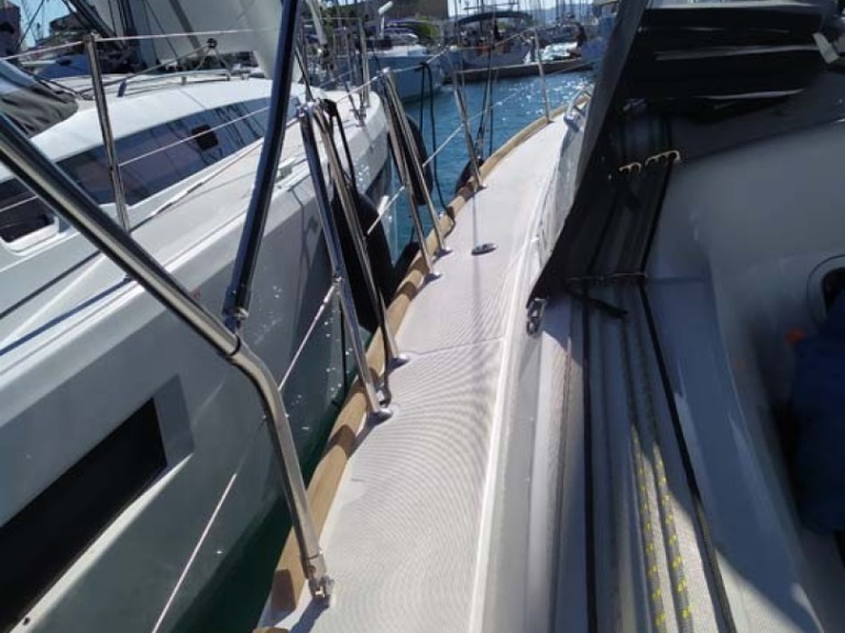 Hire a Jeanneau Sun Odyssey 349 Trogir