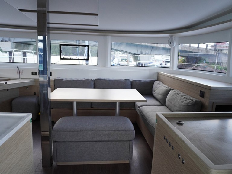 Hire a Lagoon Lagoon 46 Eden Island