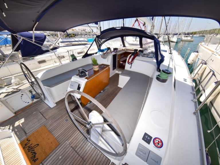 Yacht charter Sukošan - Bavaria Cruiser 51 on SamBoat