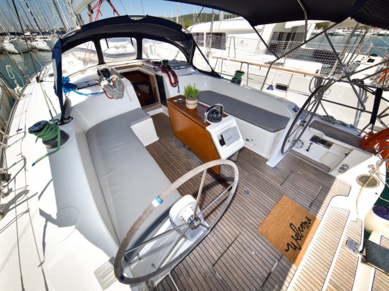 Hire a Bavaria Cruiser 51 Sukošan