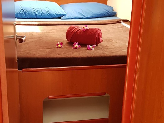 Catamaran to hire Kuah at the best price