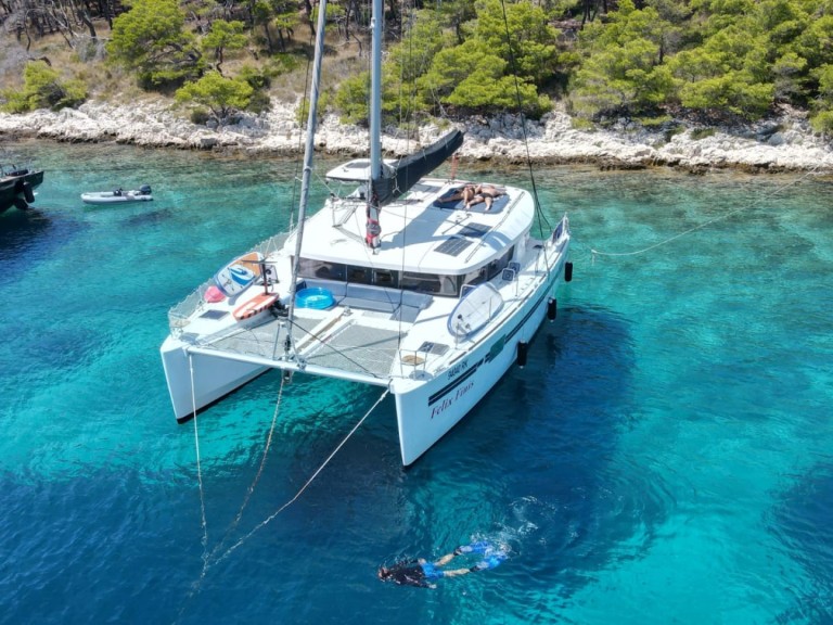 Catamaran hire in Zanzibar - Lagoon Lagoon 450 Sport Top
