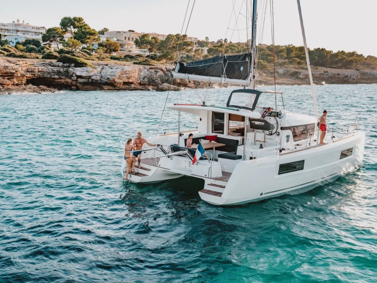 Yacht hire Barcelona cheap 40