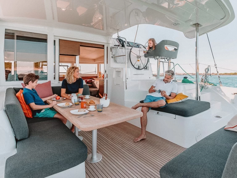 Catamaran hire in Barcelona - Lagoon 40