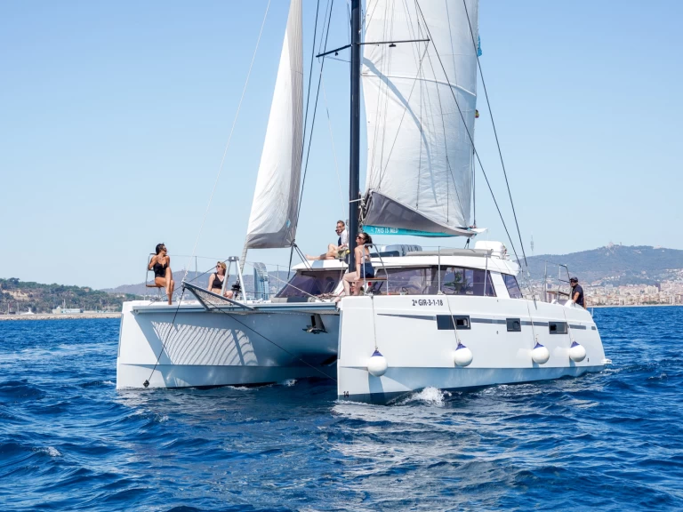 Yacht charter Barcelona - Nautitech 42 on SamBoat