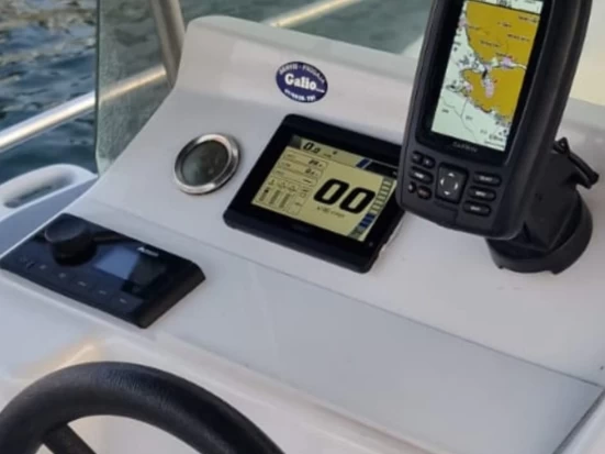 Yacht hire Dubrovnik cheap Maestral 500