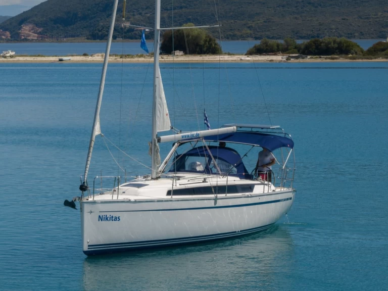 Hire a Bavaria Cruiser 34 Lefkáda