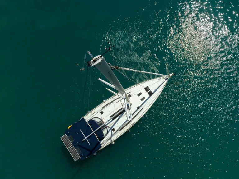 Charter a Bavaria Cruiser 51 in Lefkáda on Samboat