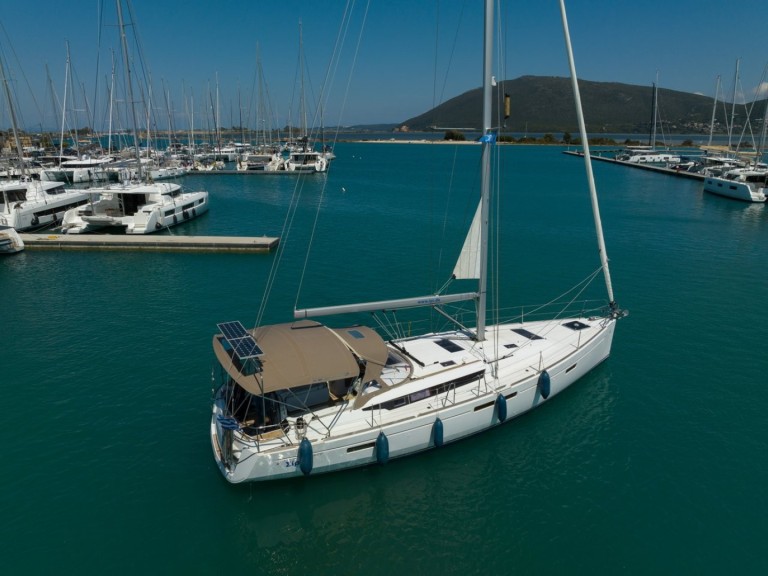 Yacht charter Lefkáda - Jeanneau Sun Odyssey 479 on SamBoat