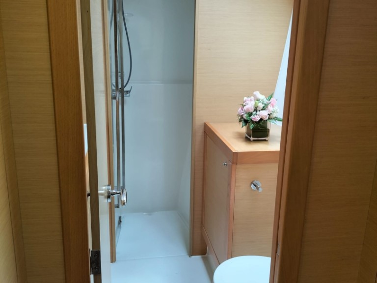 Yacht hire Phuket (City) cheap Lagoon 400