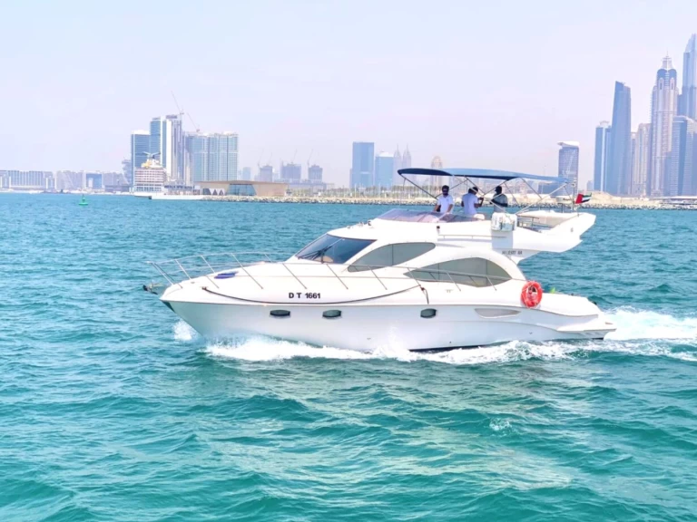 Hire a Majesty Yachts 44ft Dubai Marina