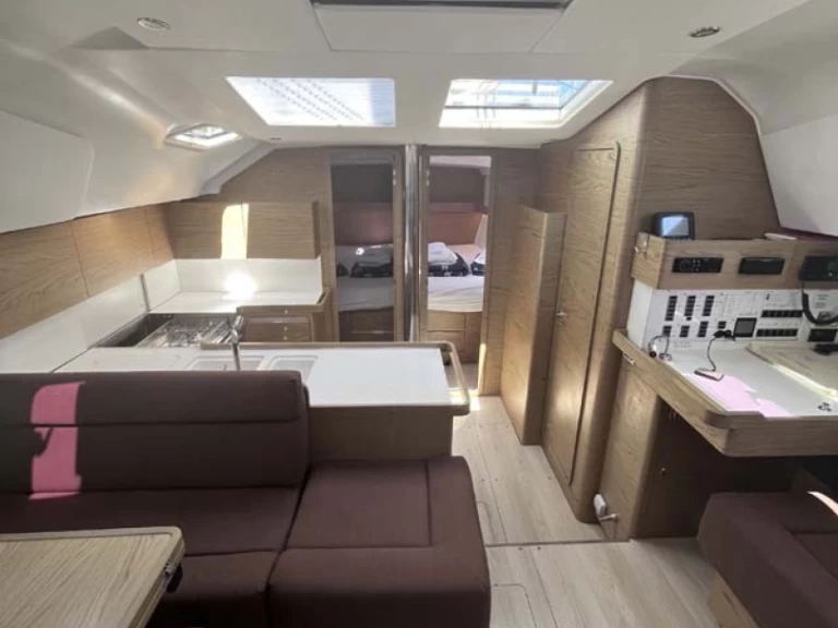 Charter a Elan Impression 50 in Pula on Samboat