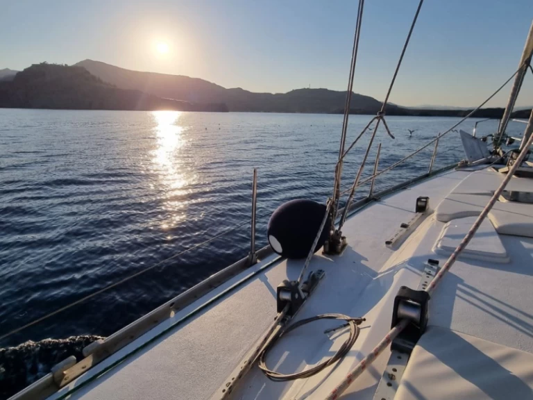 Yacht charter Rhodes (City) - Grand Soleil Grand Soleil 46 on SamBoat