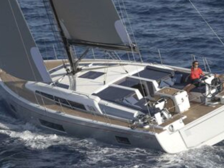 Charter a Bénéteau Oceanis 51.1 in Pula on Samboat