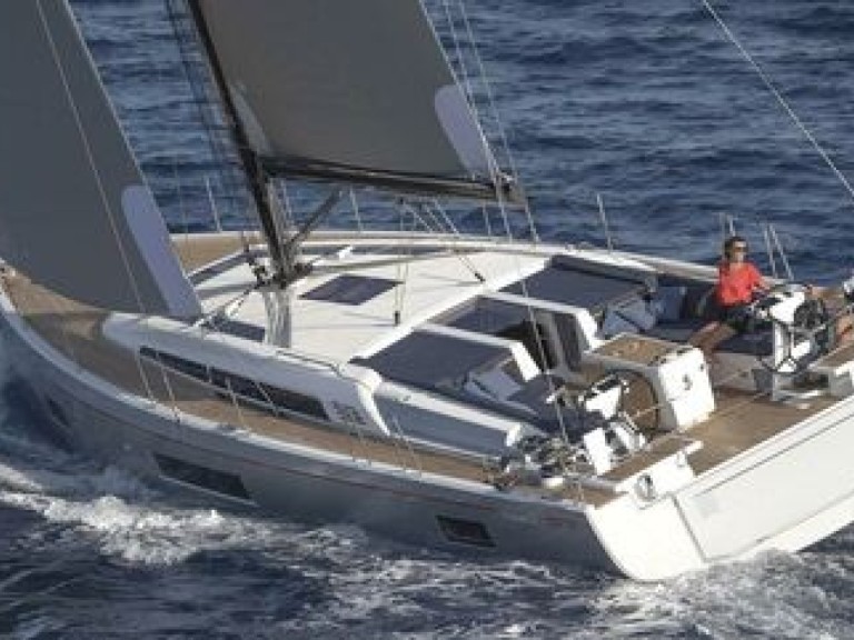 Hire Sailboat with or without skipper Bénéteau Pula