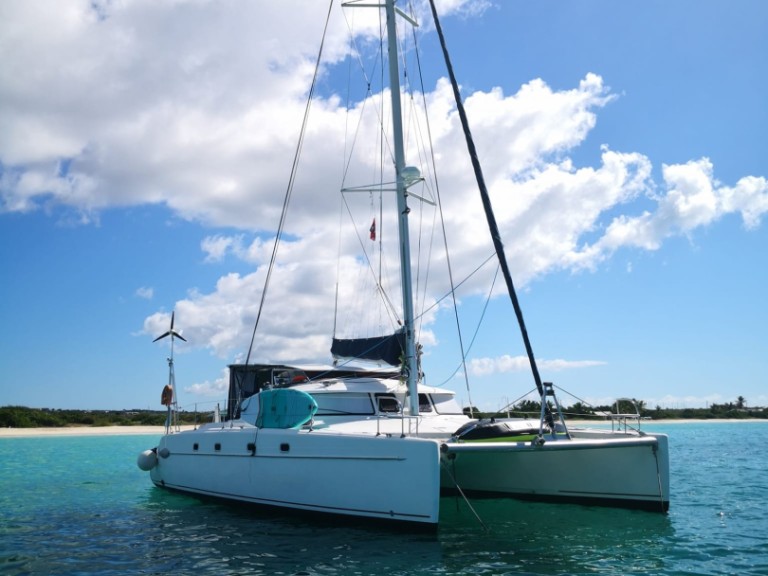 Yacht hire Marigot cheap Belize 43