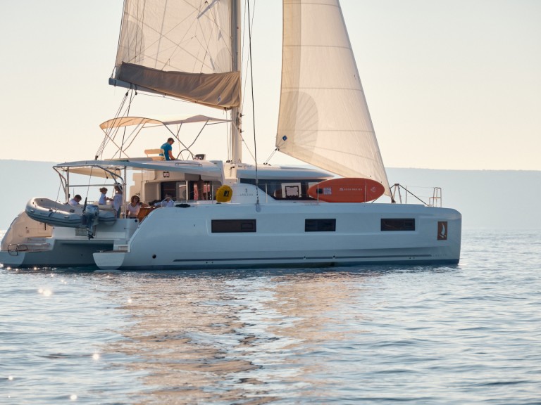 Hire Catamaran with or without skipper Lagoon Trogir