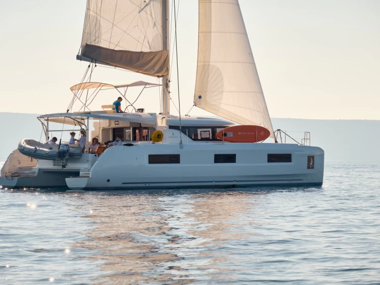 Hire Catamaran with or without skipper Lagoon Trogir