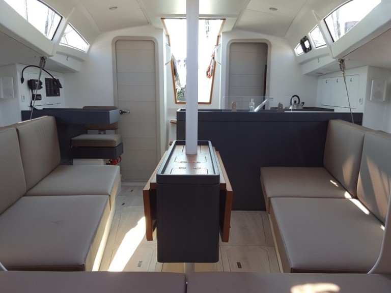Hire Sailboat with or without skipper  Port-Haliguen