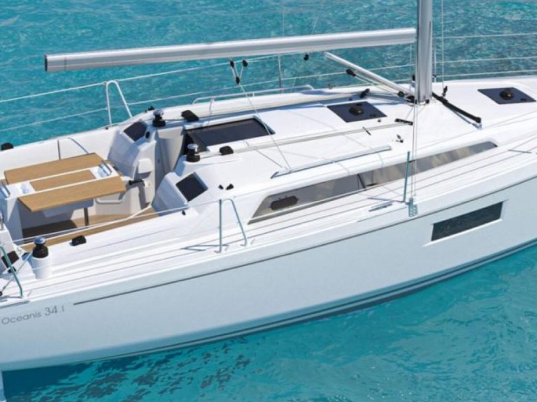 Sailboat to hire Arzon at the best price