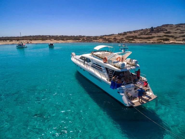 Yacht charter Ierapetra - Princess Princess 65 Fly on SamBoat