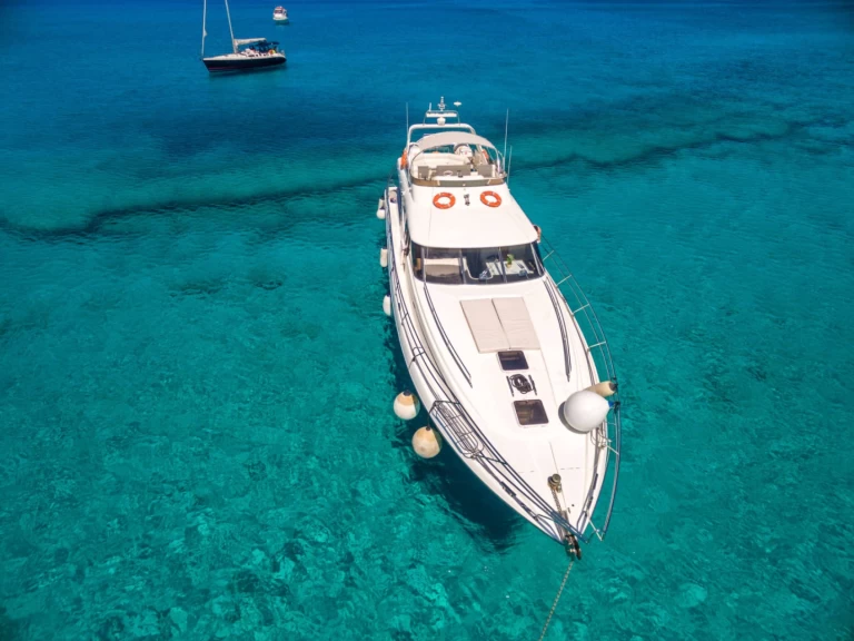 Luxury Yacht hire in Ierapetra - Princess Princess 65 Fly