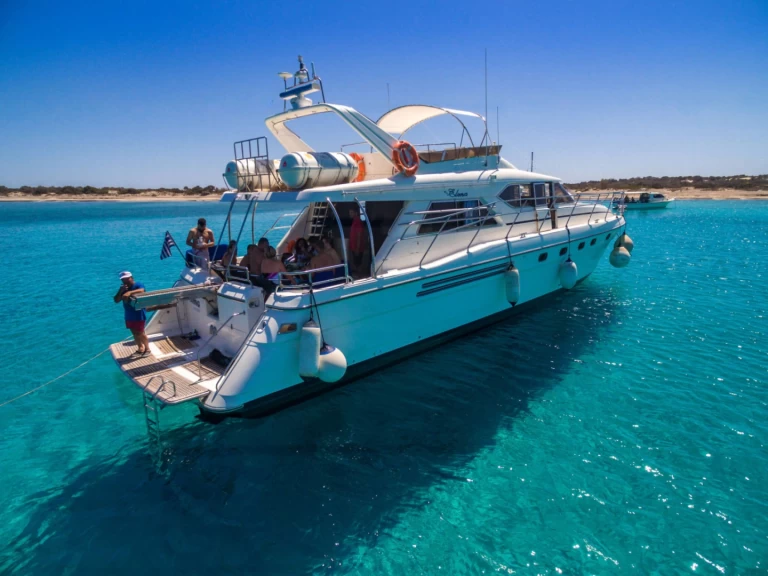 Charter a Princess Princess 65 Fly in Ierapetra on Samboat