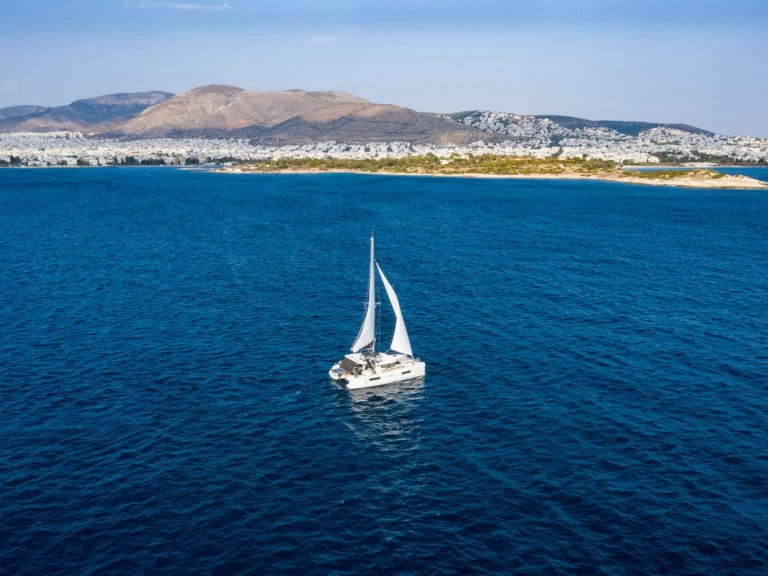 Hire a Lagoon Lagoon 40 Gouvia