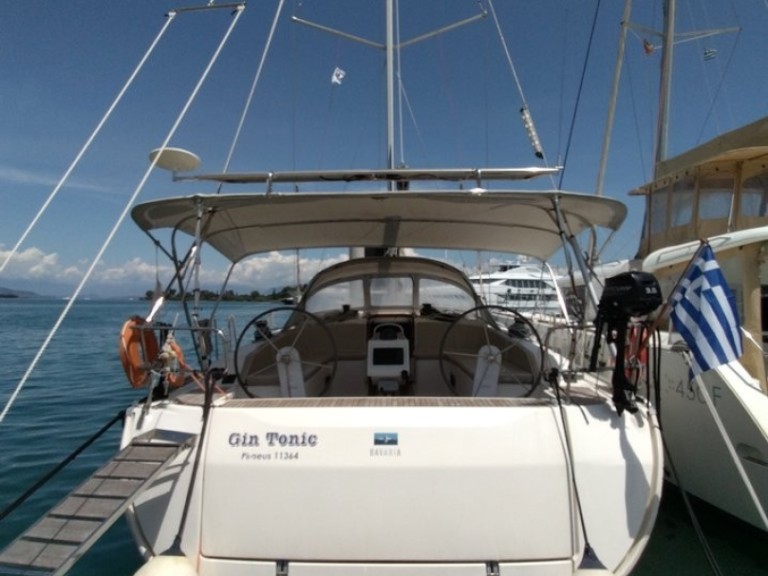 Hire Sailboat Bavaria with a boat licence