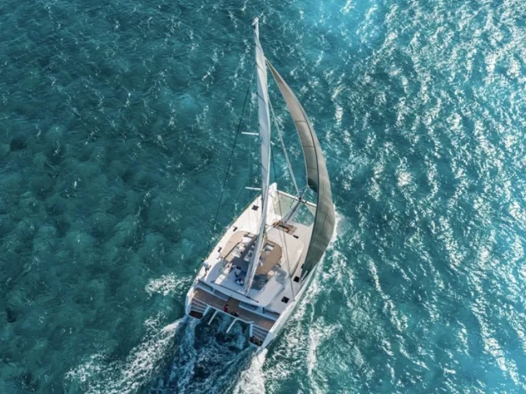 Hire a Lagoon Lagoon 52 Alimos