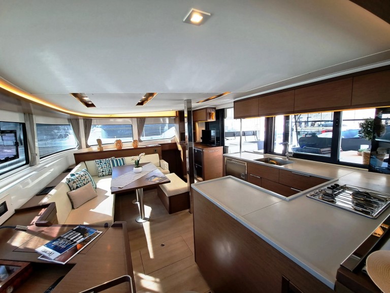 Yacht charter Athens - Navale Bordeaux Lagoon 46 on SamBoat
