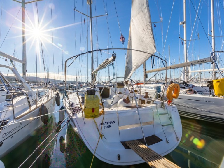 Sailboat to hire Punat at the best price