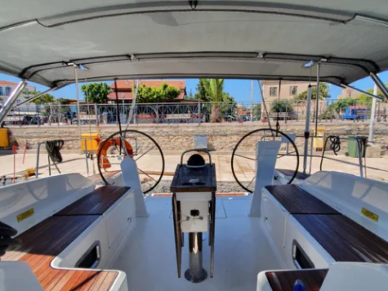 Charter a Bavaria Cruiser 51 in Lefkáda on Samboat