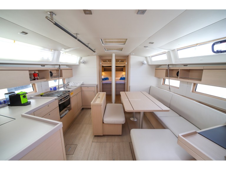 Yacht hire Olbia cheap Oceanis 46.1